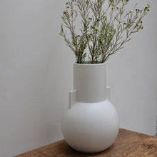 Load image into Gallery viewer, HKliving White Matte Vase