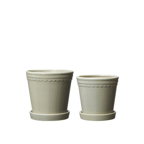 Astrid Scallop Plant Pot / Linen Grey