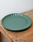 Scalloped Dinner Plate 27cm / Dark Green
