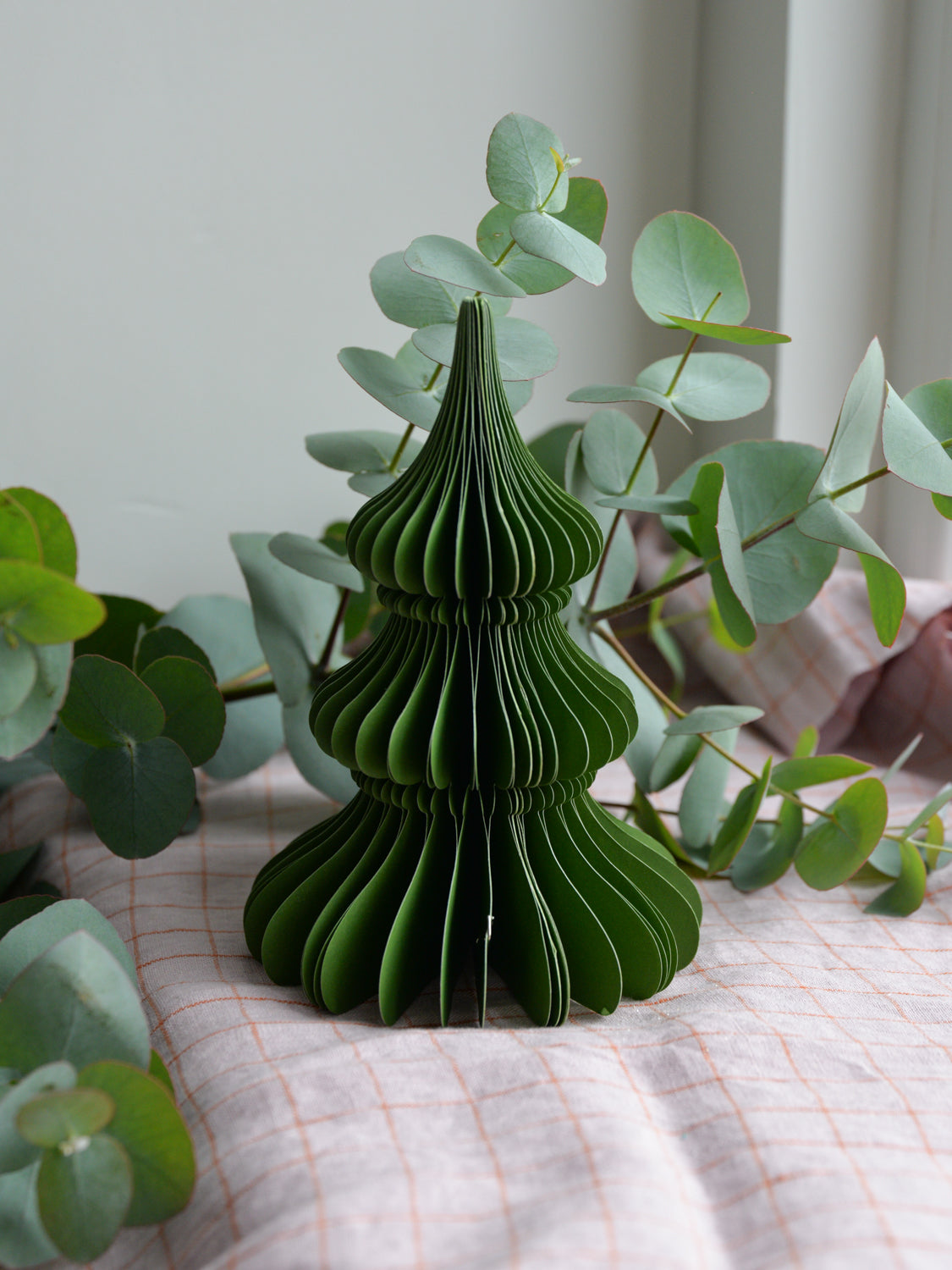 Honeycomb Tree Noble / Forest