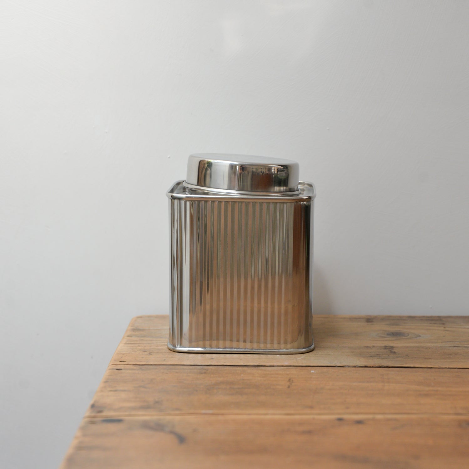 Metal Tea Tin / 15cm