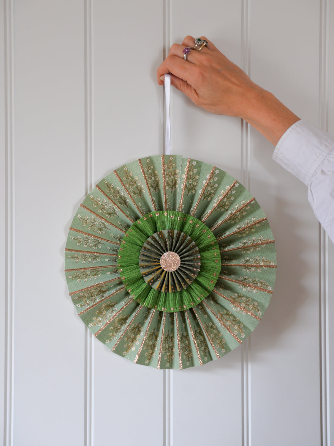 Paper Rosette Samira Artichoke 26 cm