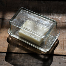 Load image into Gallery viewer, IB Laursen Glass Butter Box