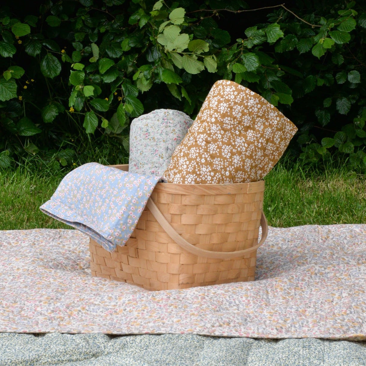 IB Laursen Chip Wood Basket with Handles