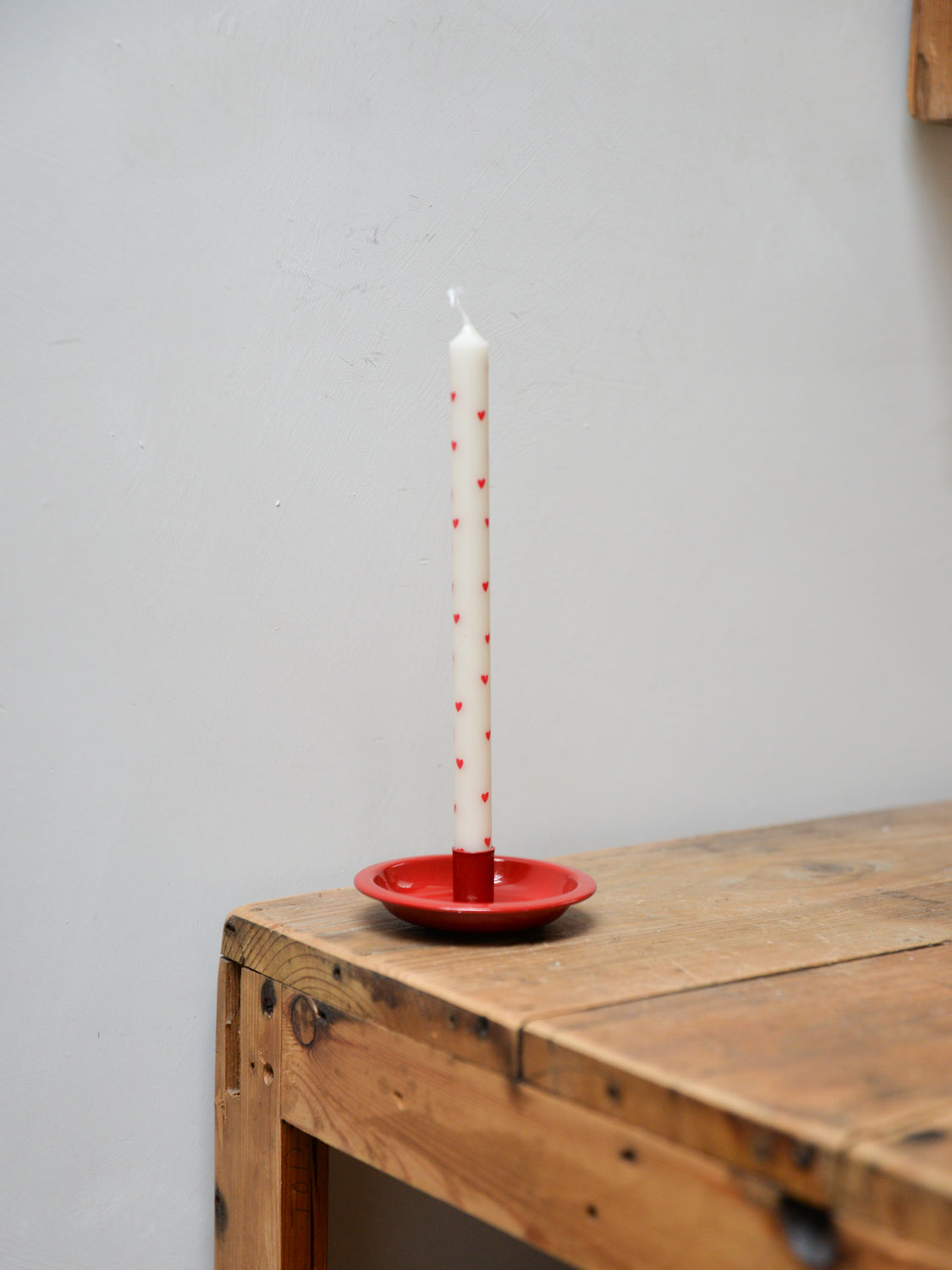 Red Enamel Candle Holder For Taper Candle 1.3cm