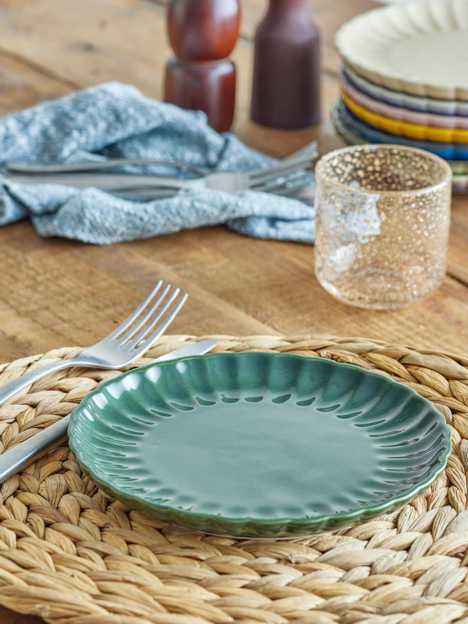 Scalloped Lunch Plate 20 cm /Dark Green