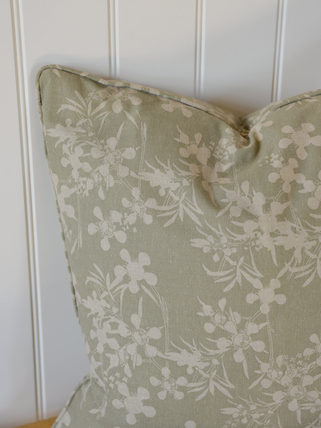 Myrtle Flower Cushion / Sage