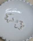 Wiggle Silver Earrings / Medium