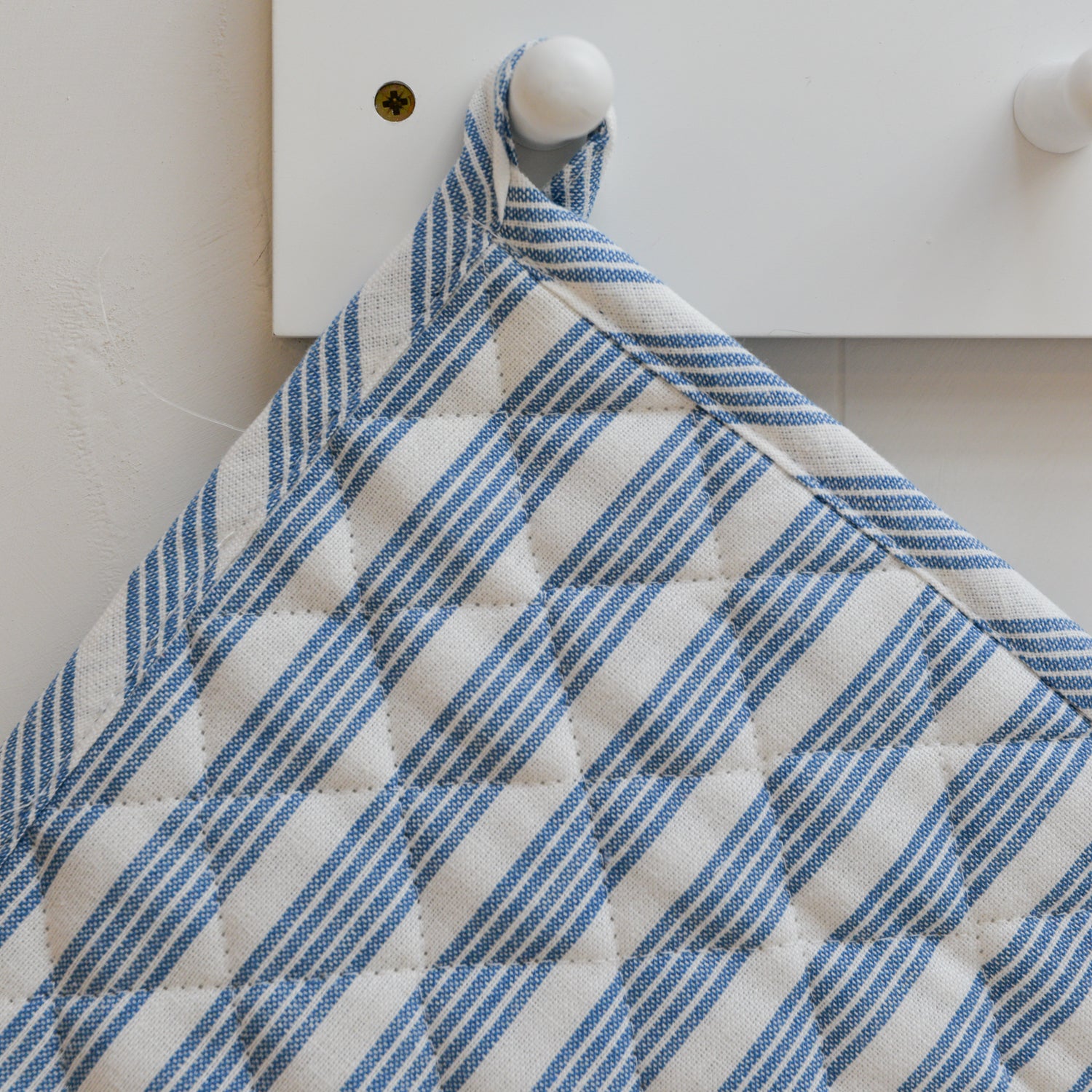 Striped Pot Holder / Blue