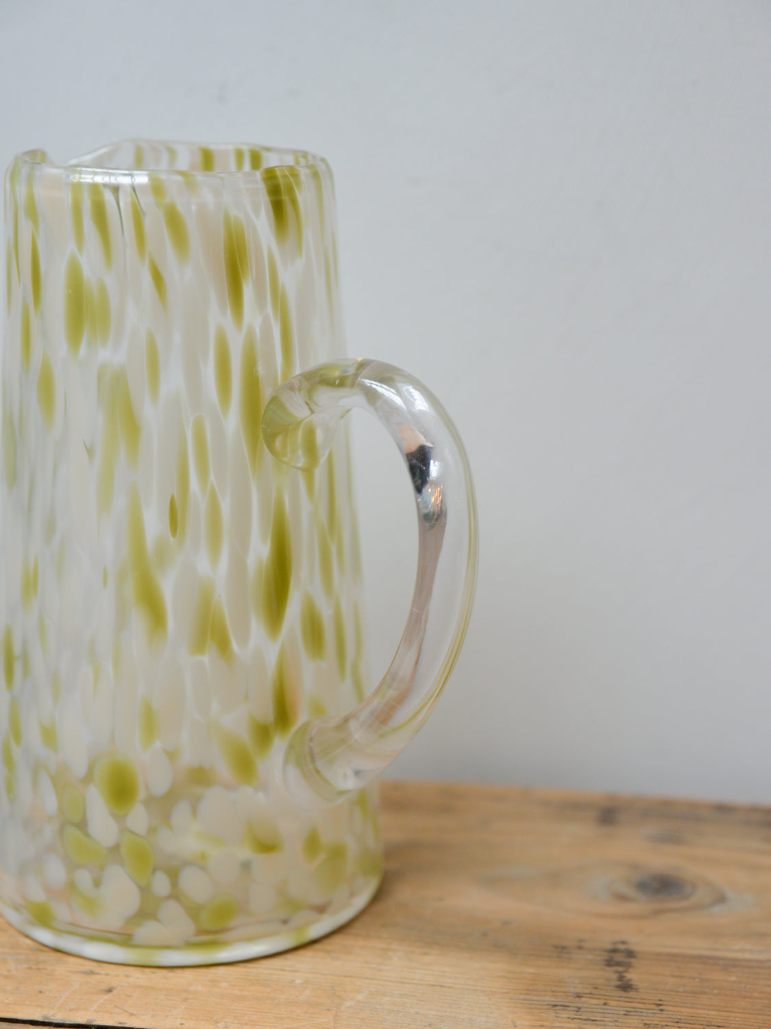 Speckled Pitcher with Handle / Khaki