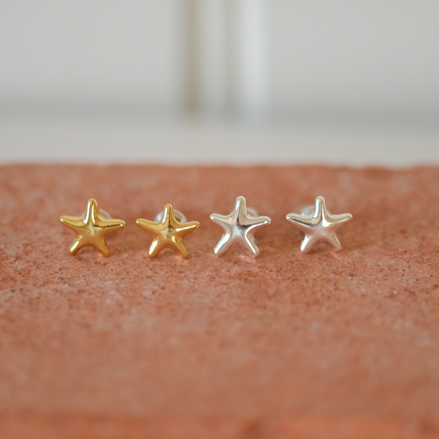 Andre Star Stud Earrings / Gold