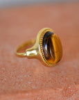 Between Ring / Gold