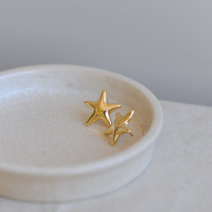 Force Starfish Shaped Earrings / Gold