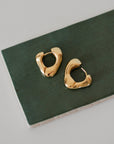 Free Hoop Earrings / Gold