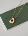 Free Pendant Necklace / Gold