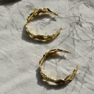 Julita Semi Hoop Earrings / Gold or Silver