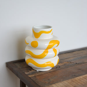 Mariposa Vase - Sunshine Yellow