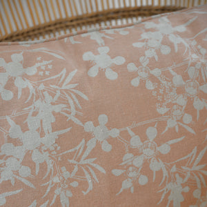 Myrtle Flower Cushion / Clay Pink
