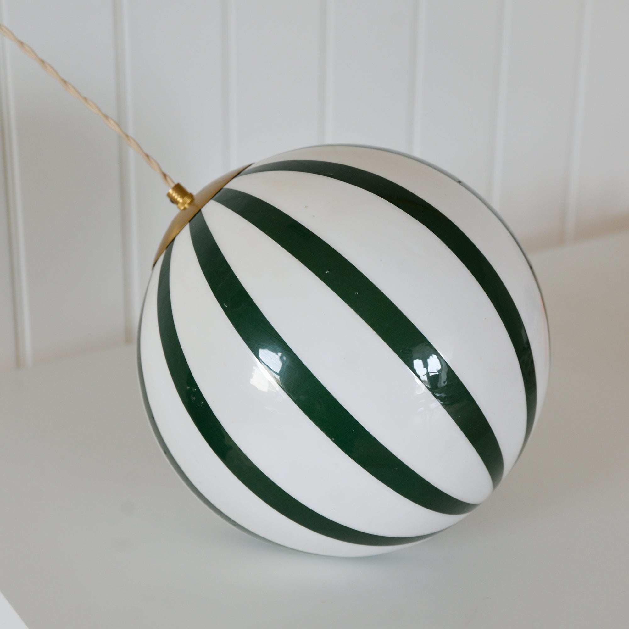 Alba Green and White Pendant Large
