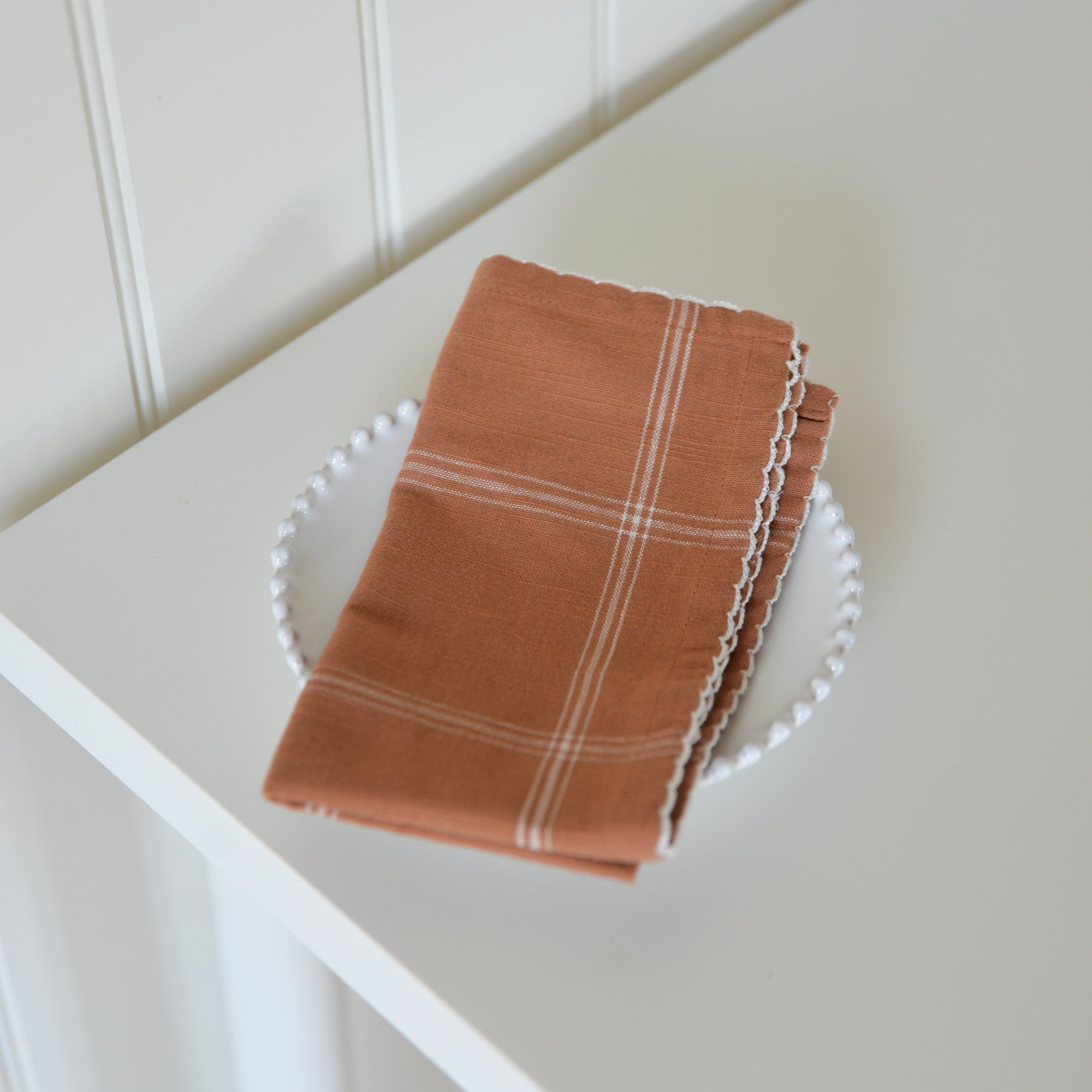Napkin Alma Check / Terracotta and White