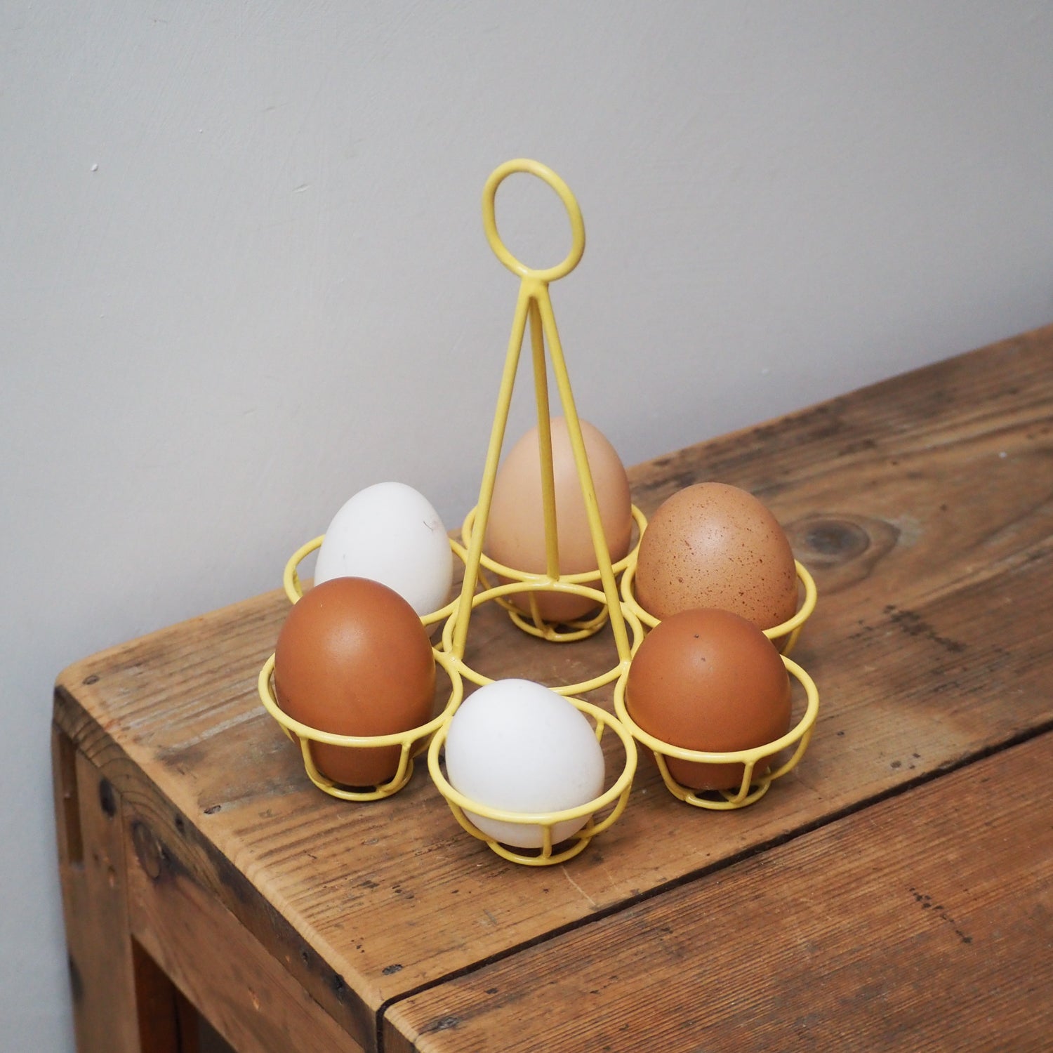 Painted Wire Egg Stand / Small