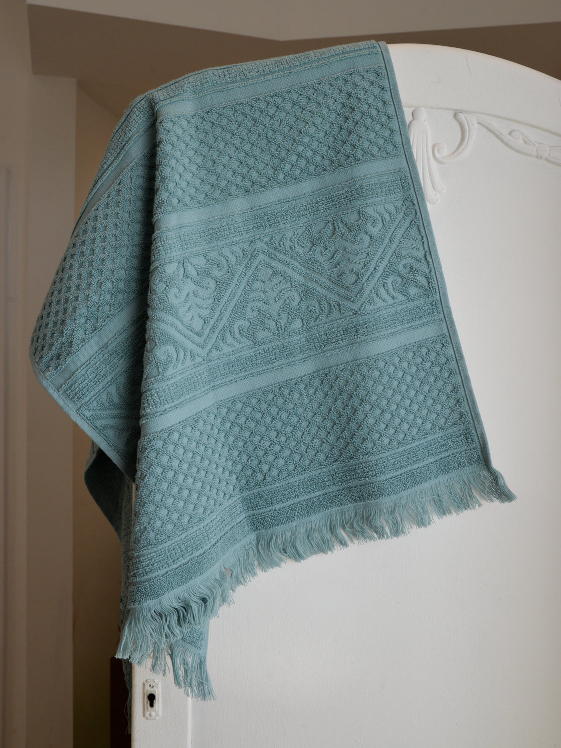 Jacquard Floral Hand Towel / Grey Green