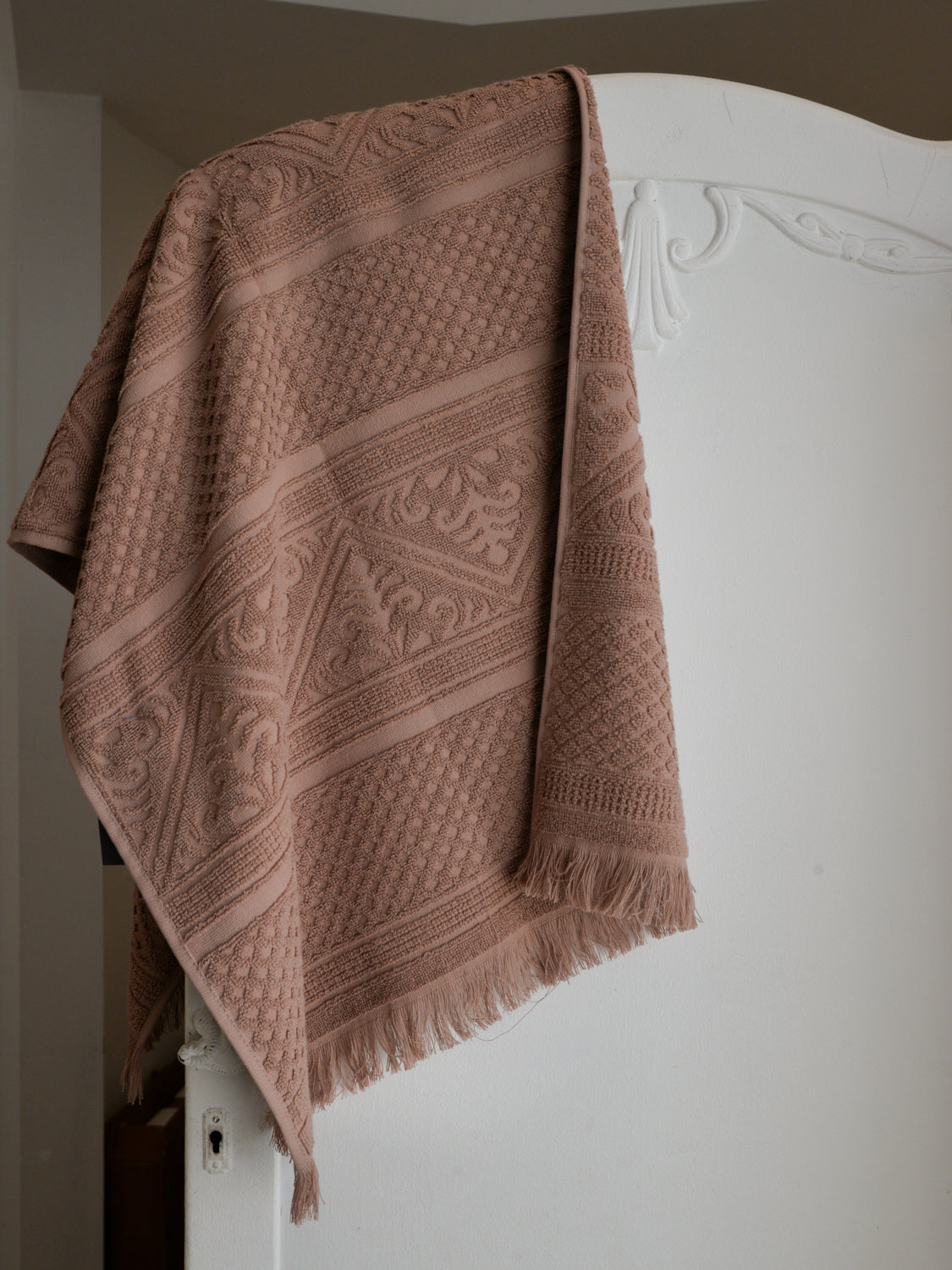 Zoe Hand Towel / Hazelnut