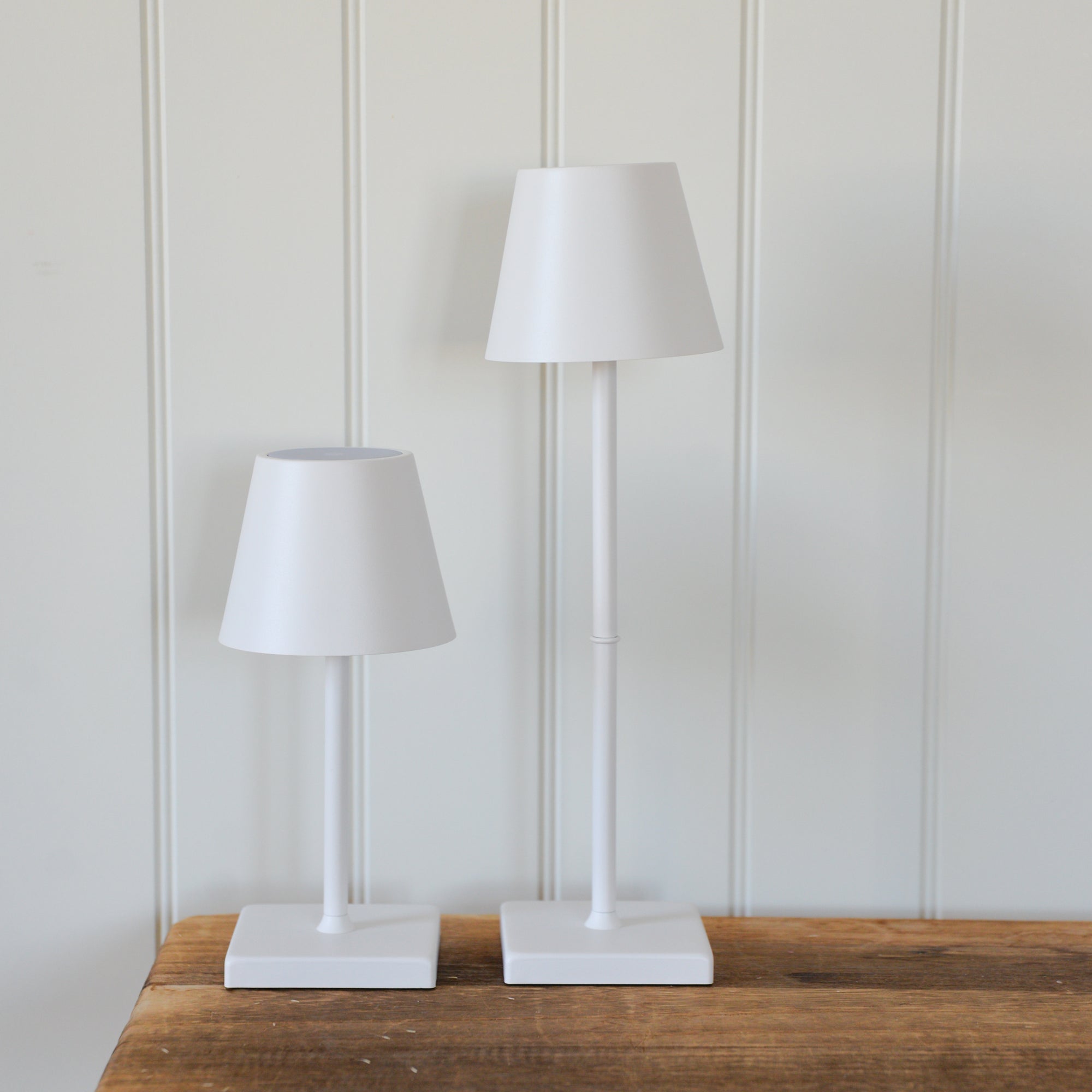 Siena Rechargeable LED Table Lamp / White