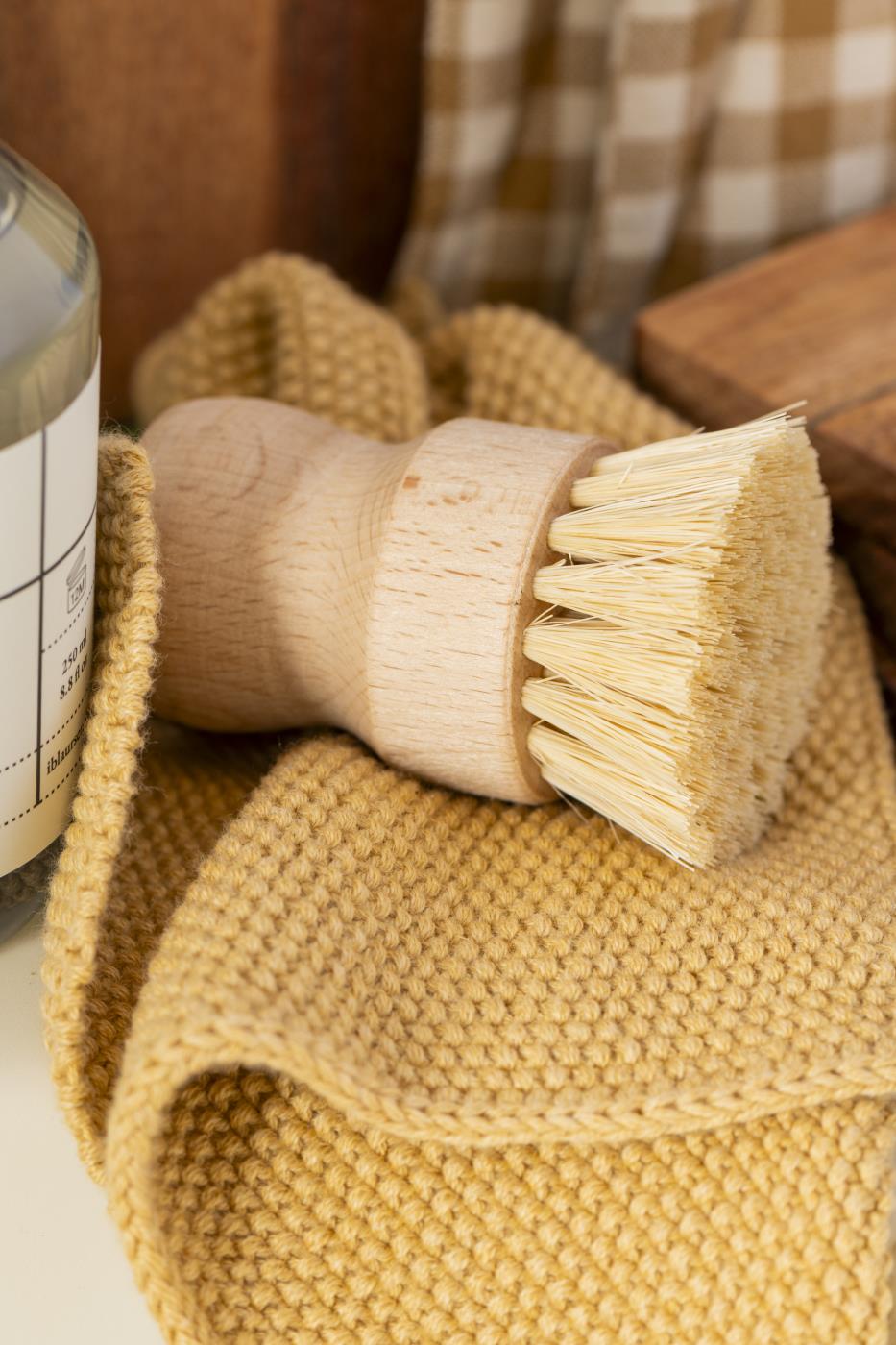 Wooden Vegetable brush