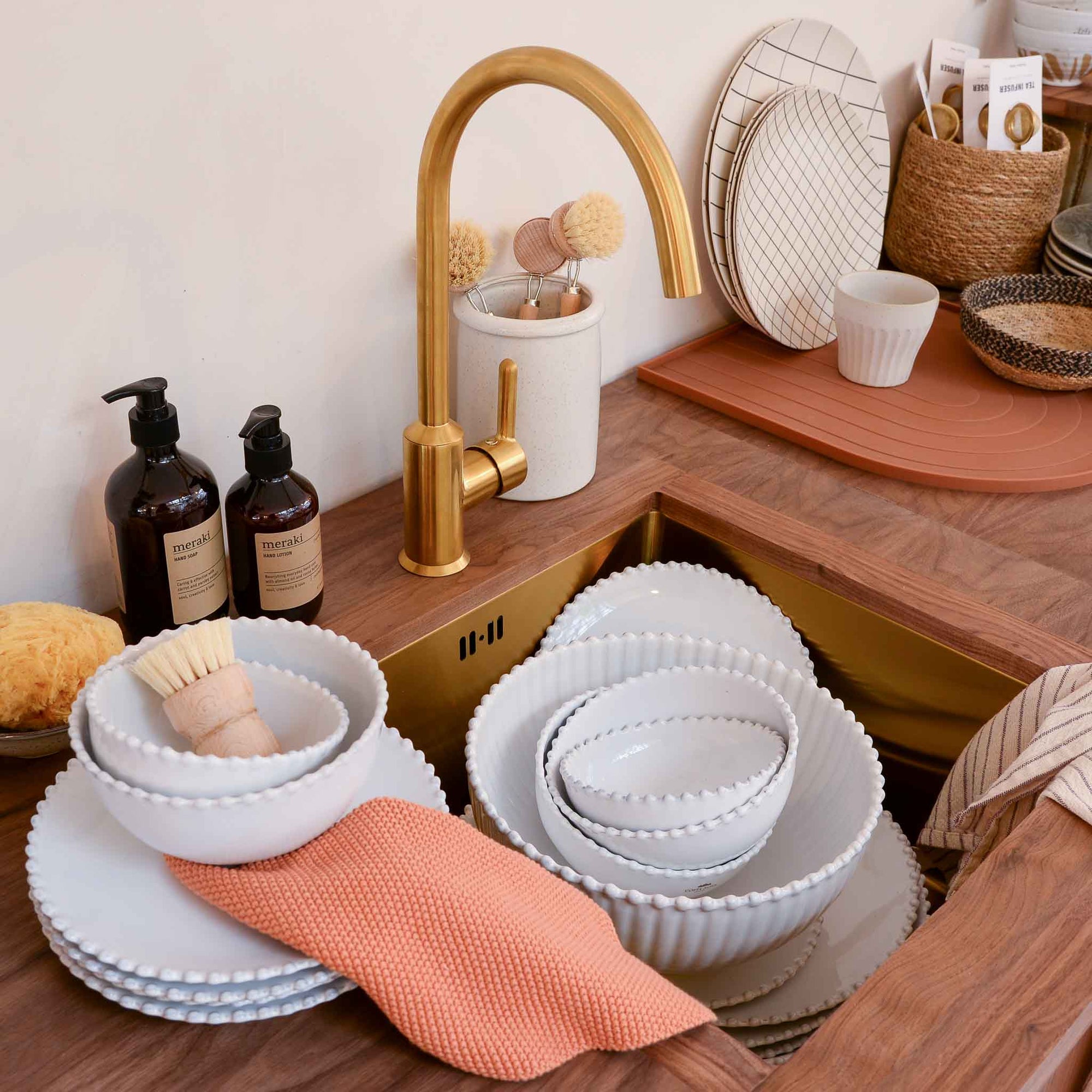 Pearl White Soup / Cereal Bowl 16cm