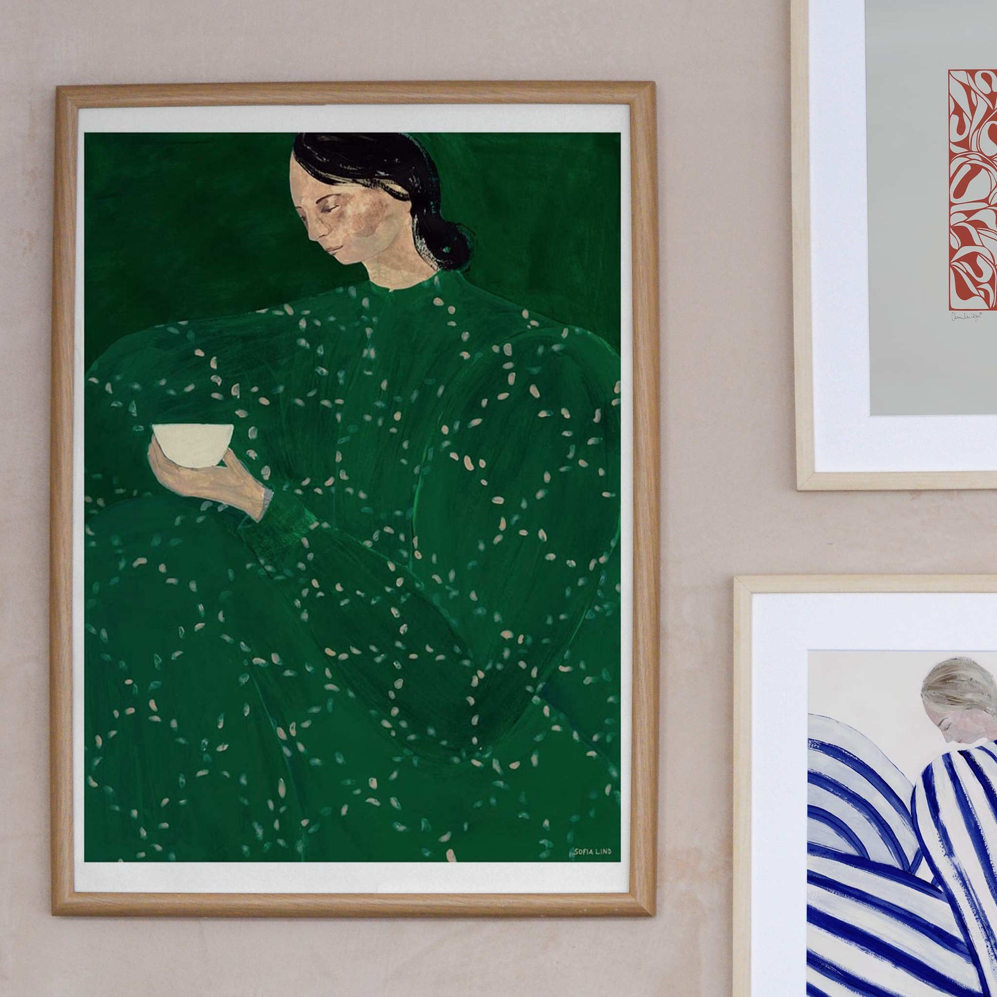 coffee alone at place de clichy sofia lind