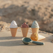 Load image into Gallery viewer, Ice Cream Beach Set of 4