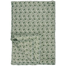 Load image into Gallery viewer, Green and White Floral Soft Cotton Quilt