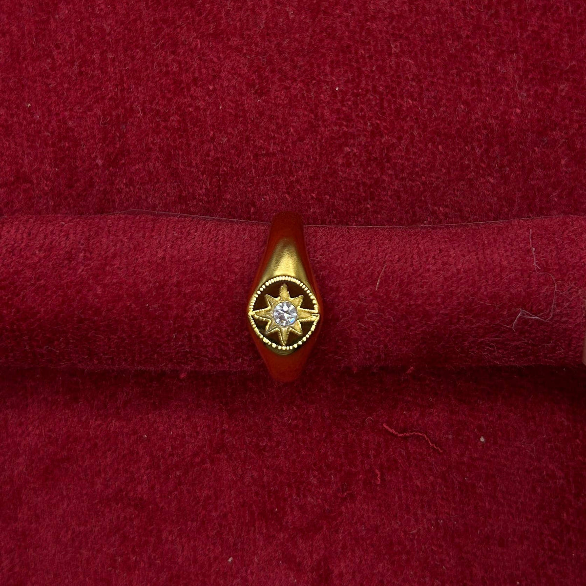 Zelia Ring: Medium