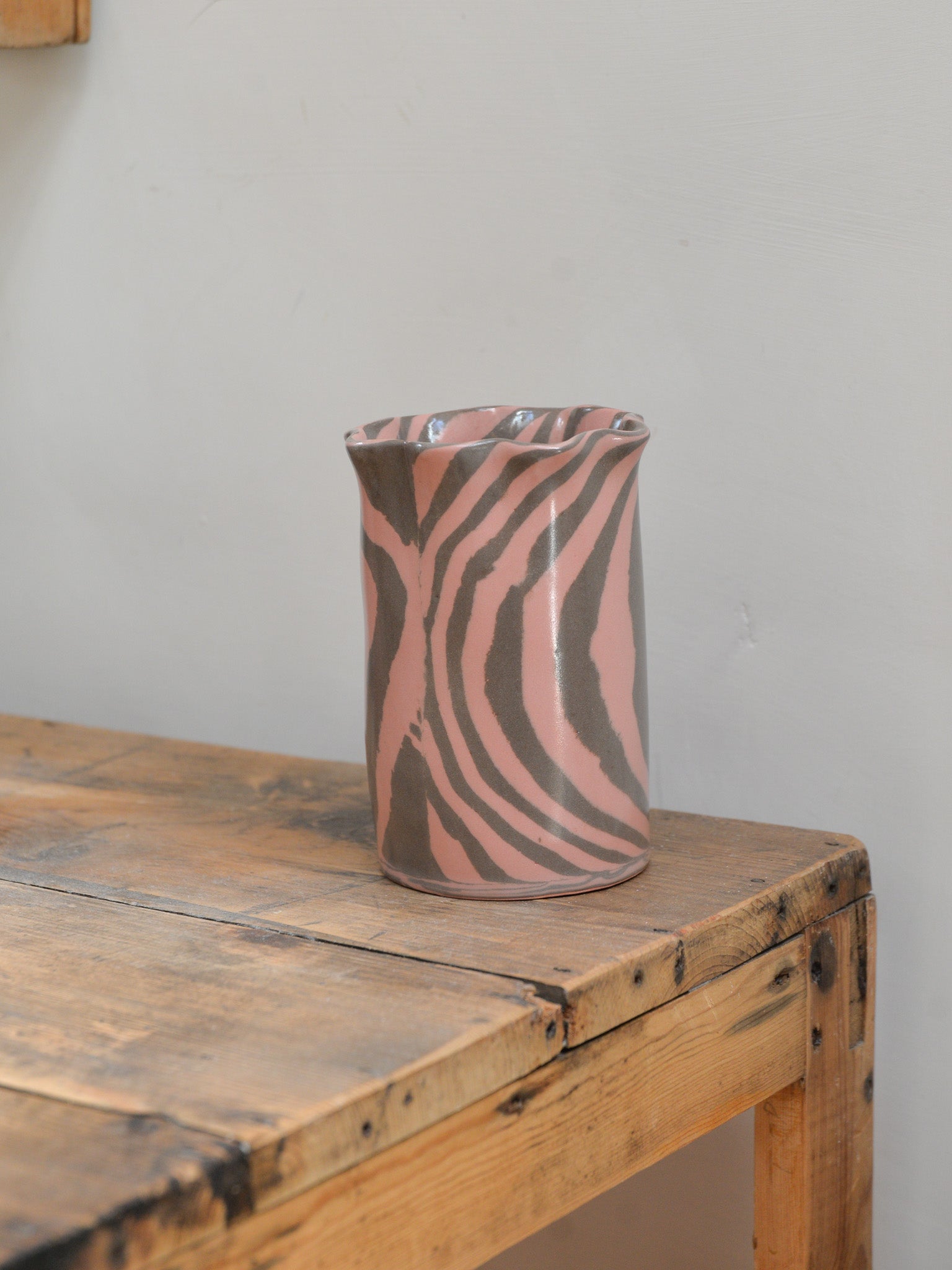 Scalloped Marble Pink Vase / Small