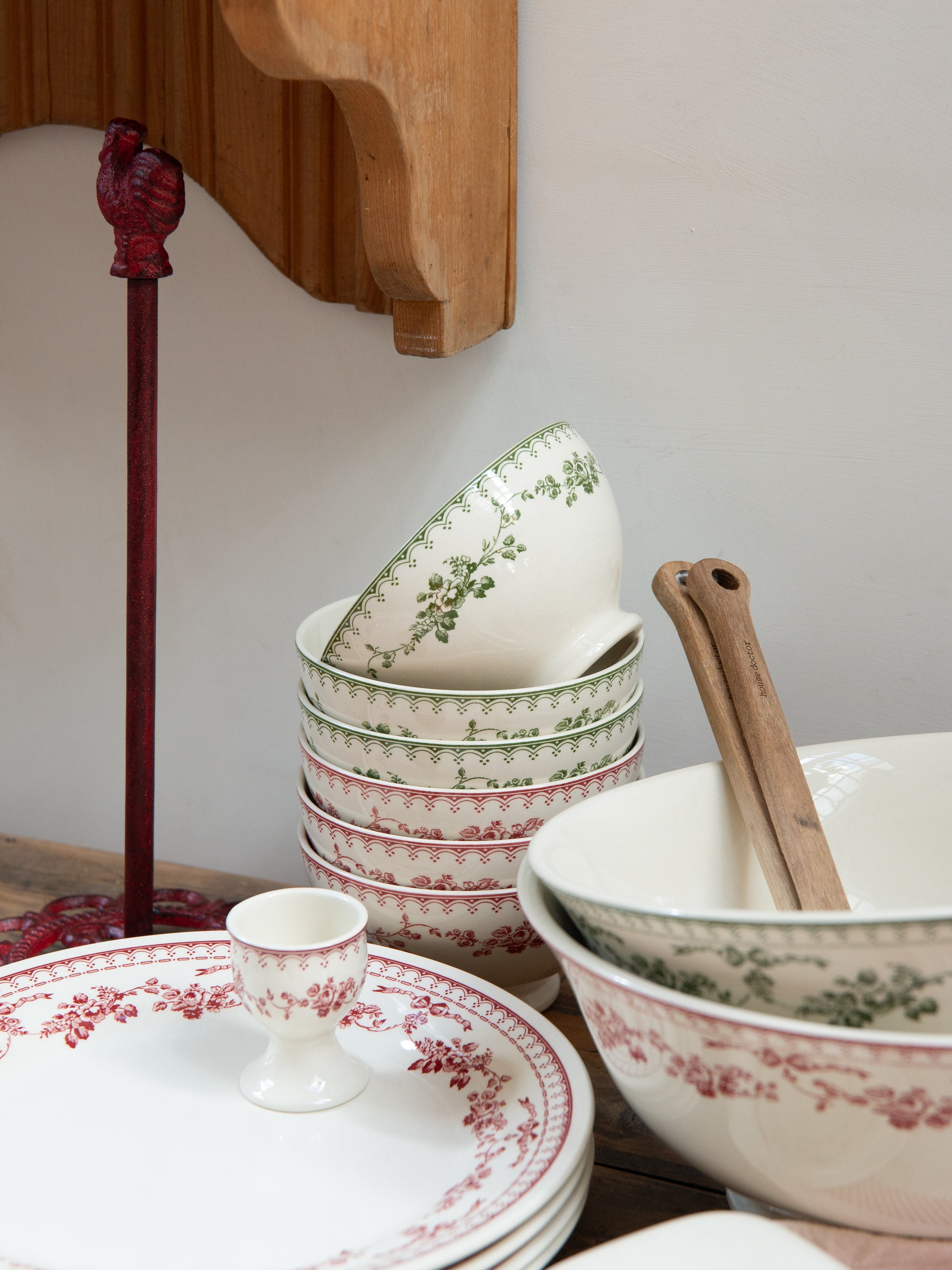 Faustine Patterned Floral Bowl / Burgundy