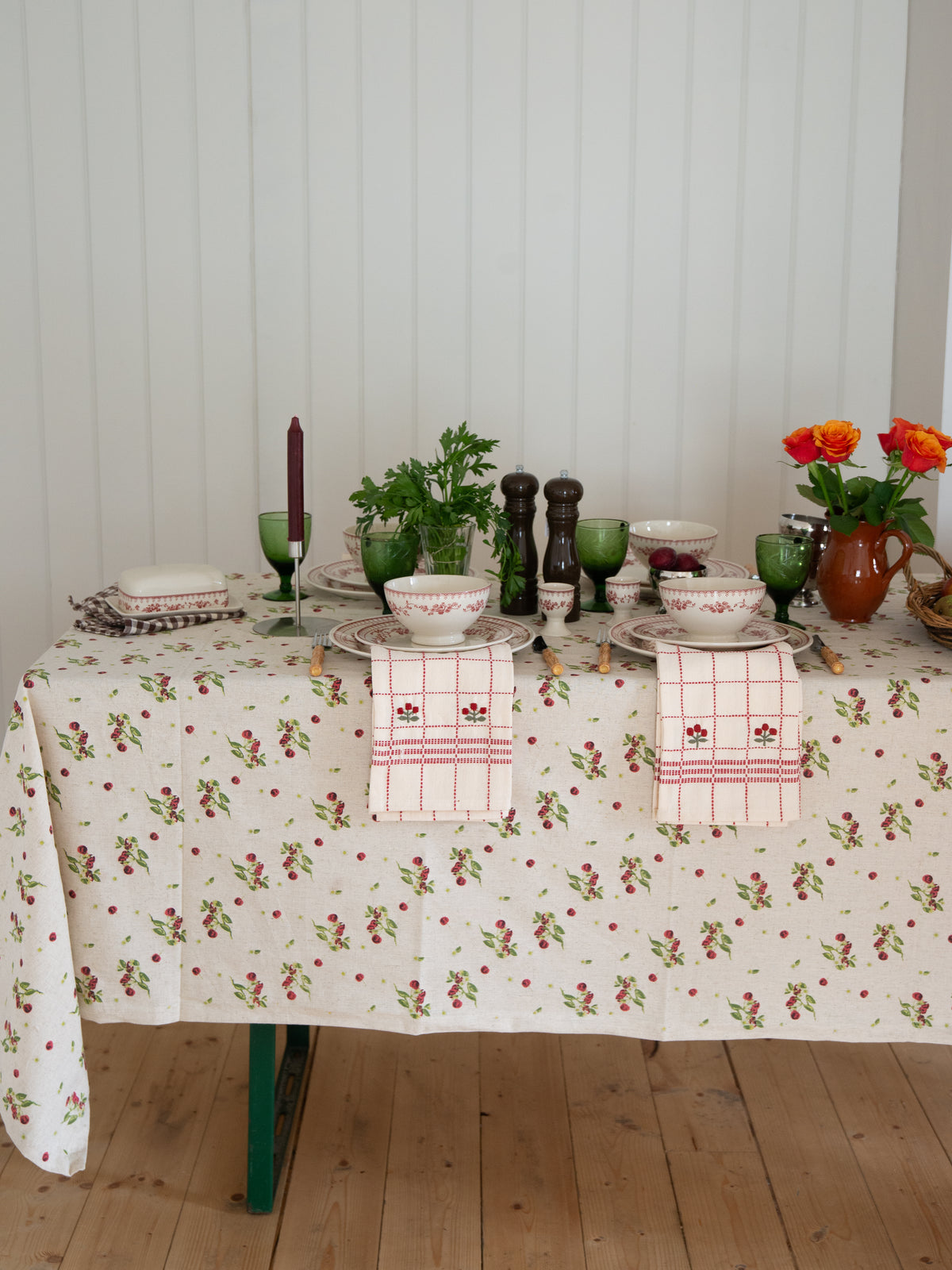 Embroidered Tea Towel / Folk Flowers