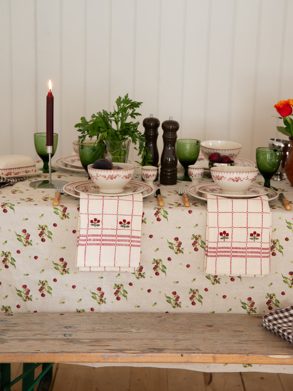 Patterned Rectangular Tablecloth / Cherry Print