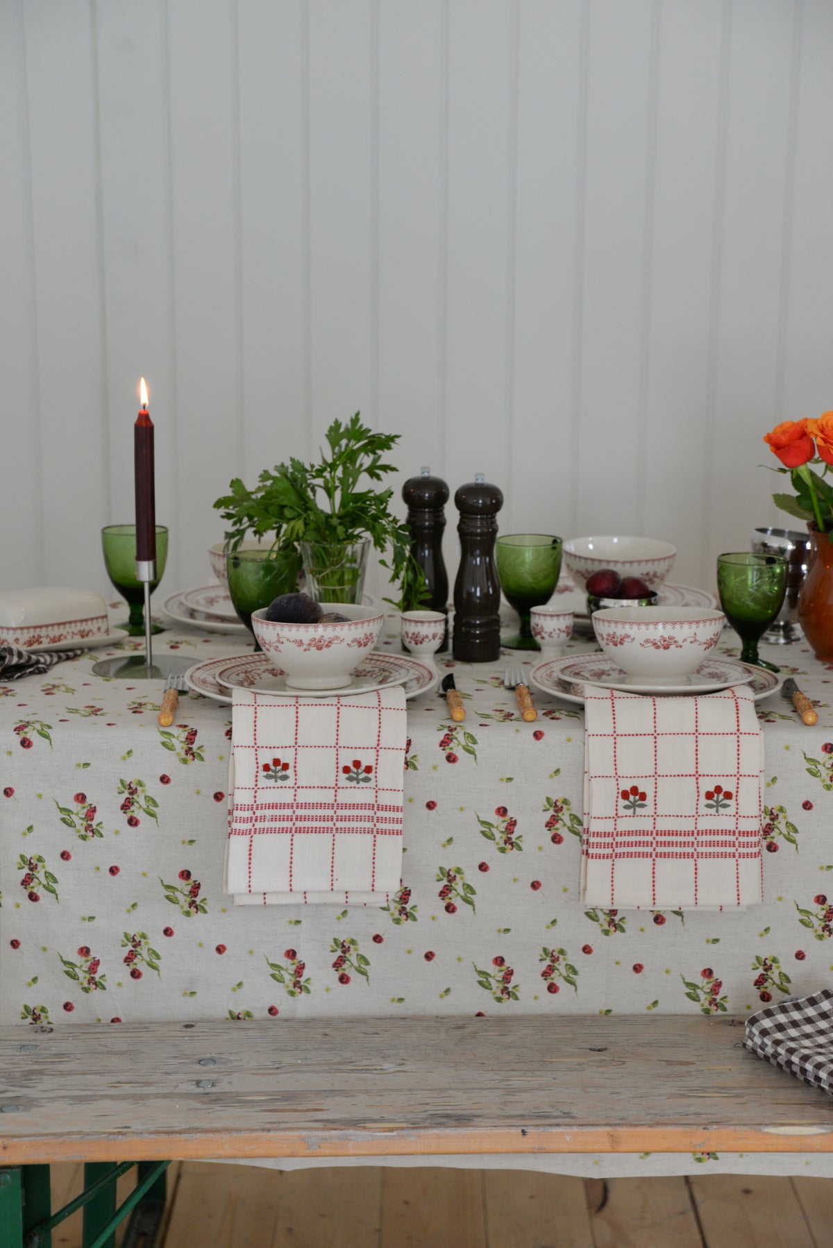 Embroidered Tea Towel / Folk Flowers