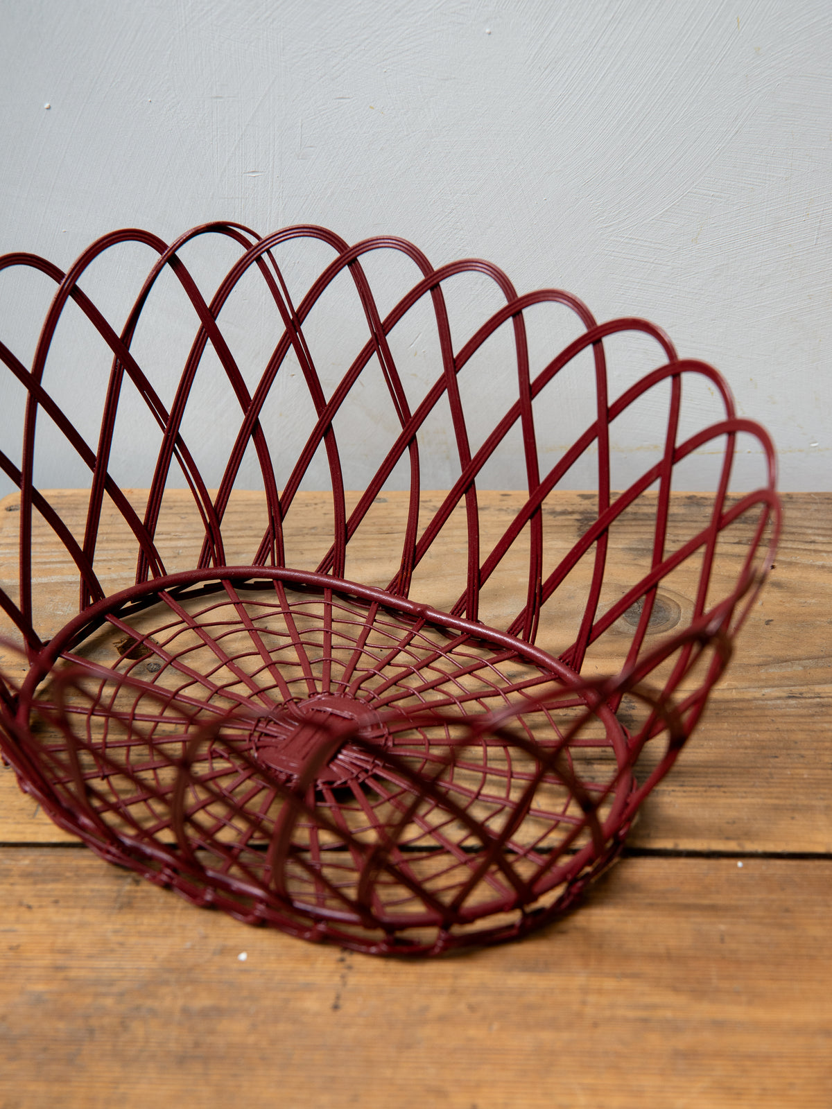 Campagne Oval Iron Basket / Red