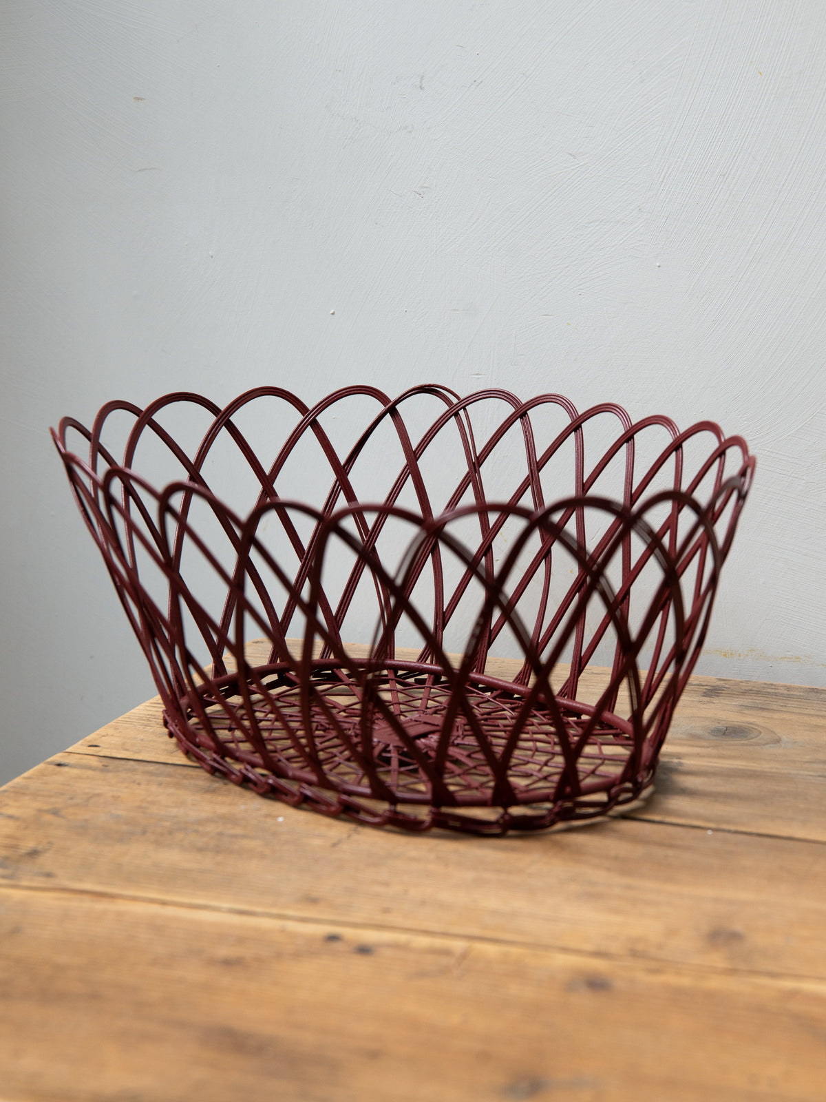 Campagne Oval Iron Basket / Red
