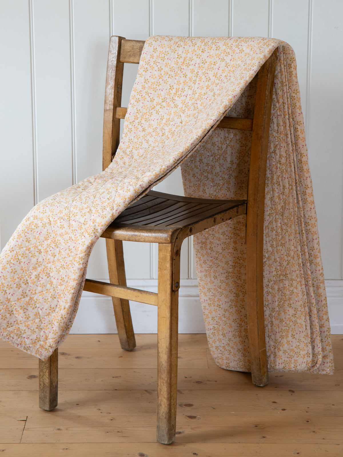 Beige with Yellow, Raspberry Flowers Quilt