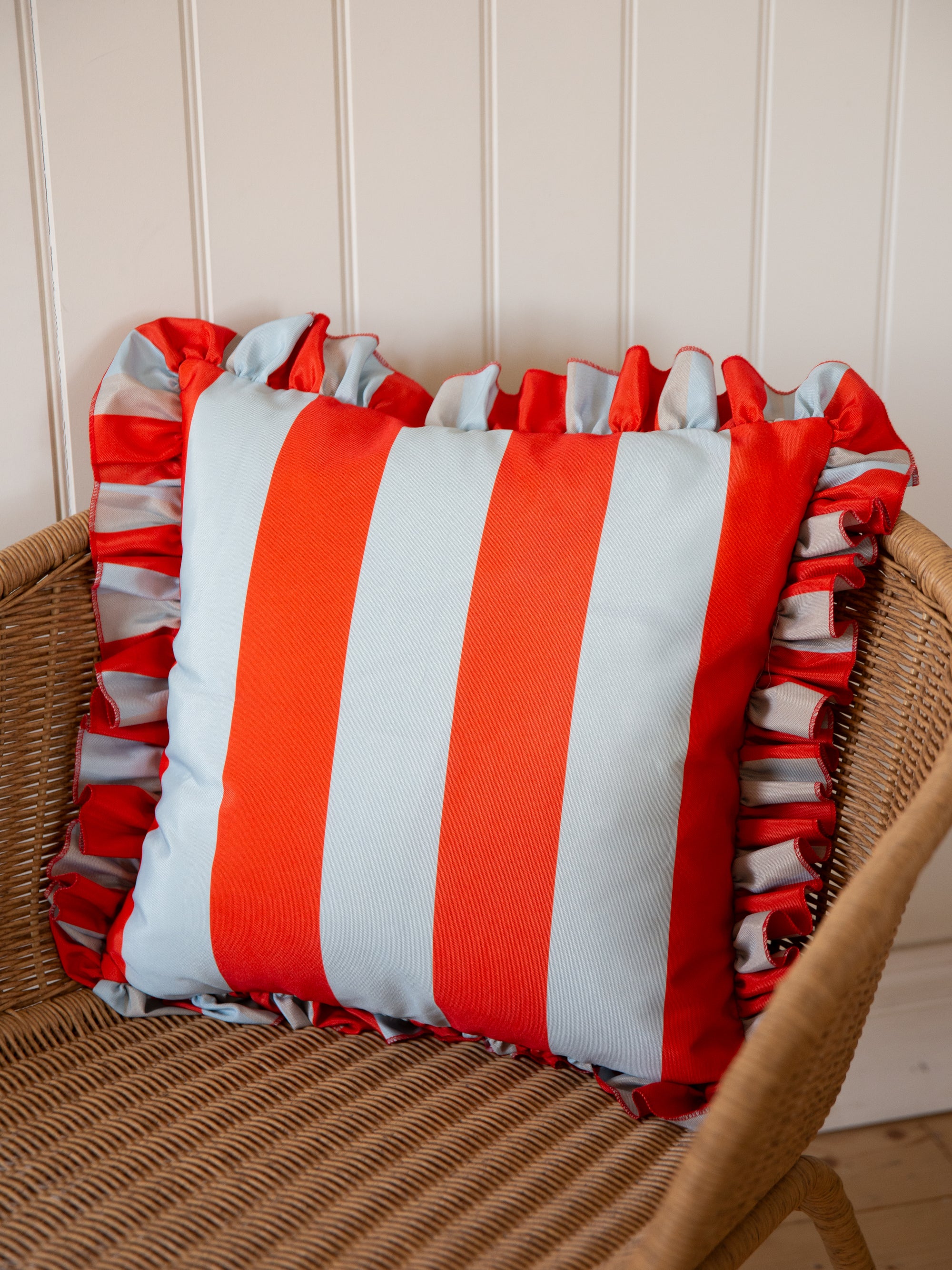 Outdoor Ruffle Striped Cushion Cover / Blue &amp; Red / 45 x 45 cm
