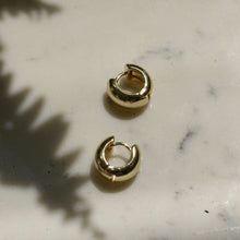 Load image into Gallery viewer, Anais Recycled Chunky Hoop Earrings