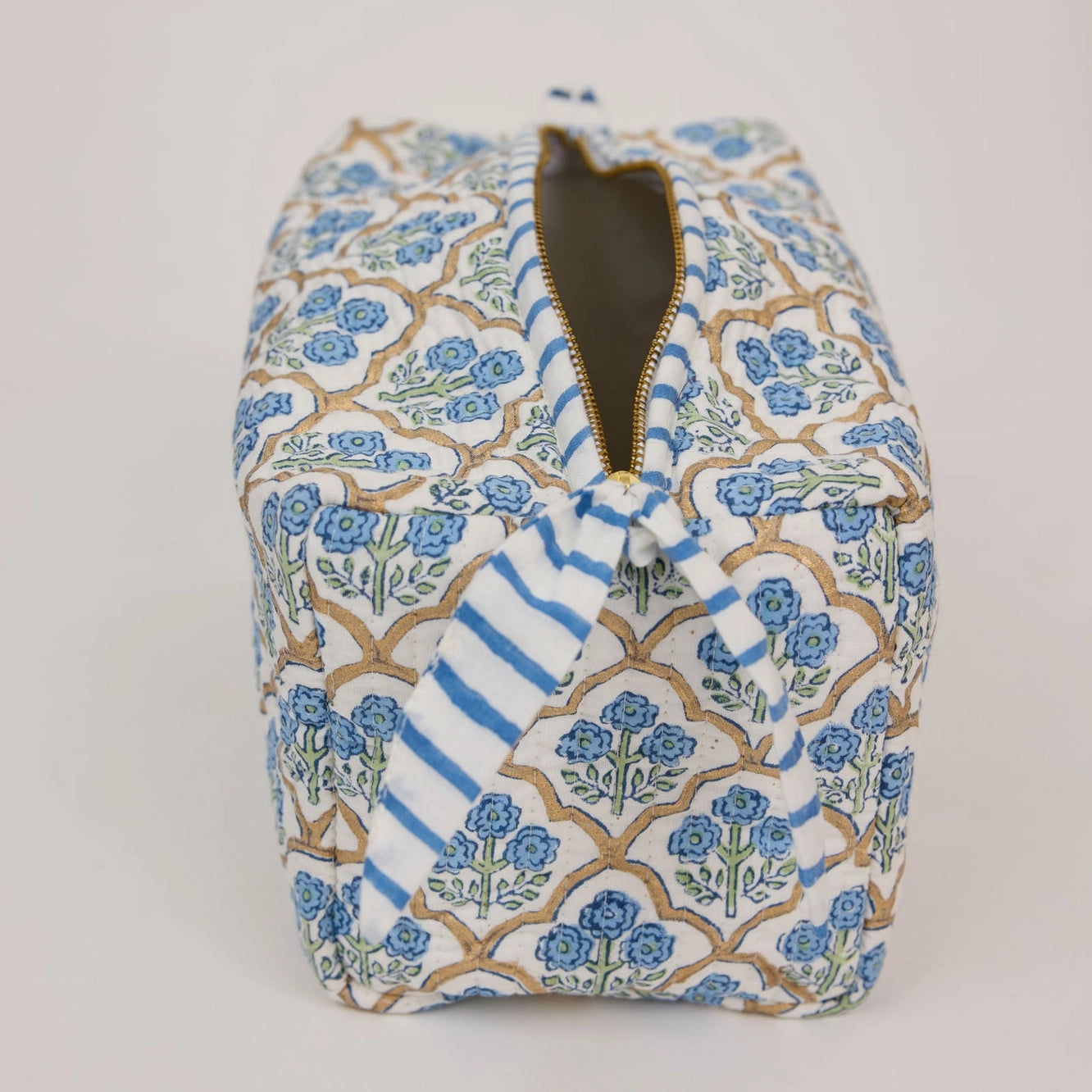 Trellis Indigo Organic Cotton Toiletry Bag / Large