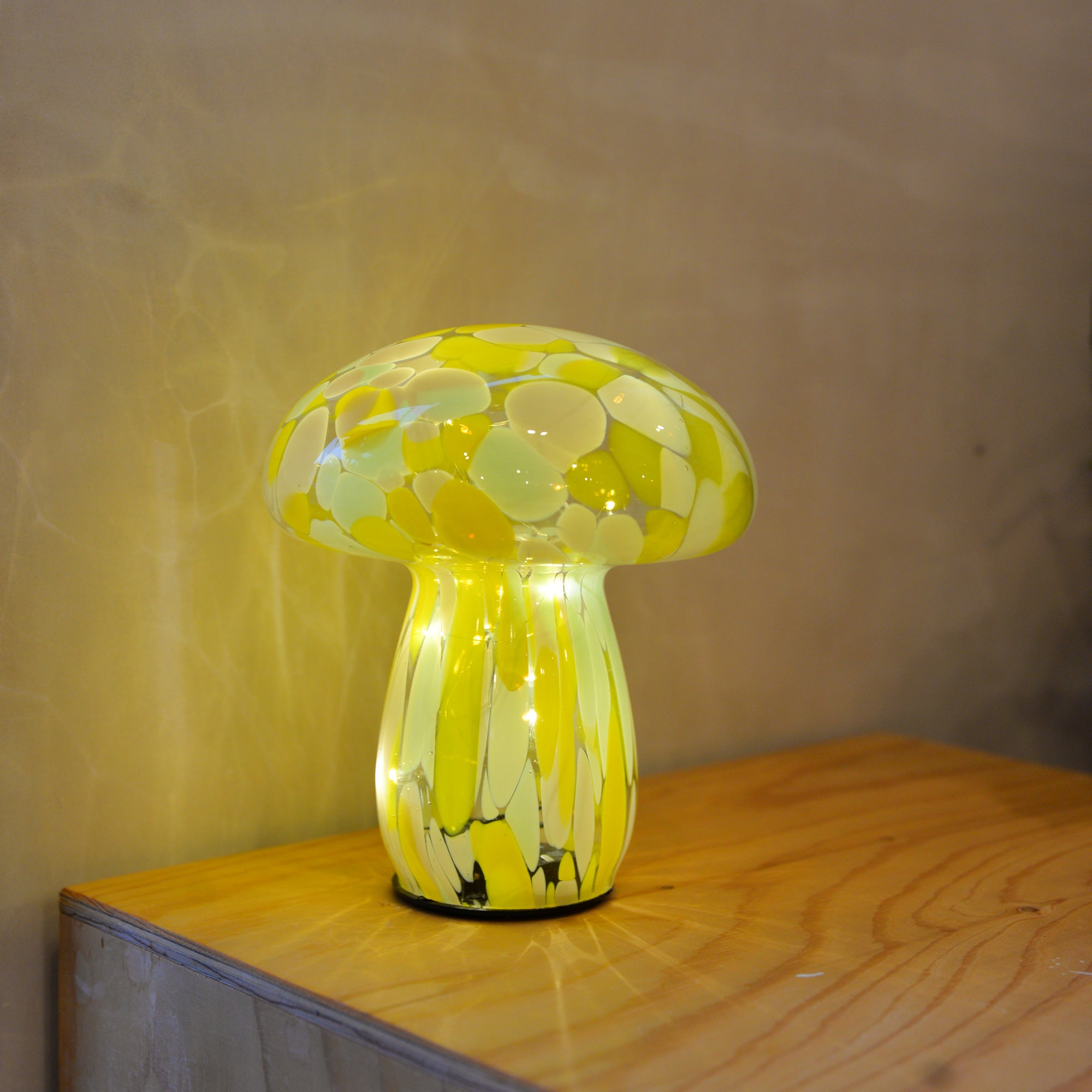 Mushy Portable LED Lamp / Yellow Pink Green