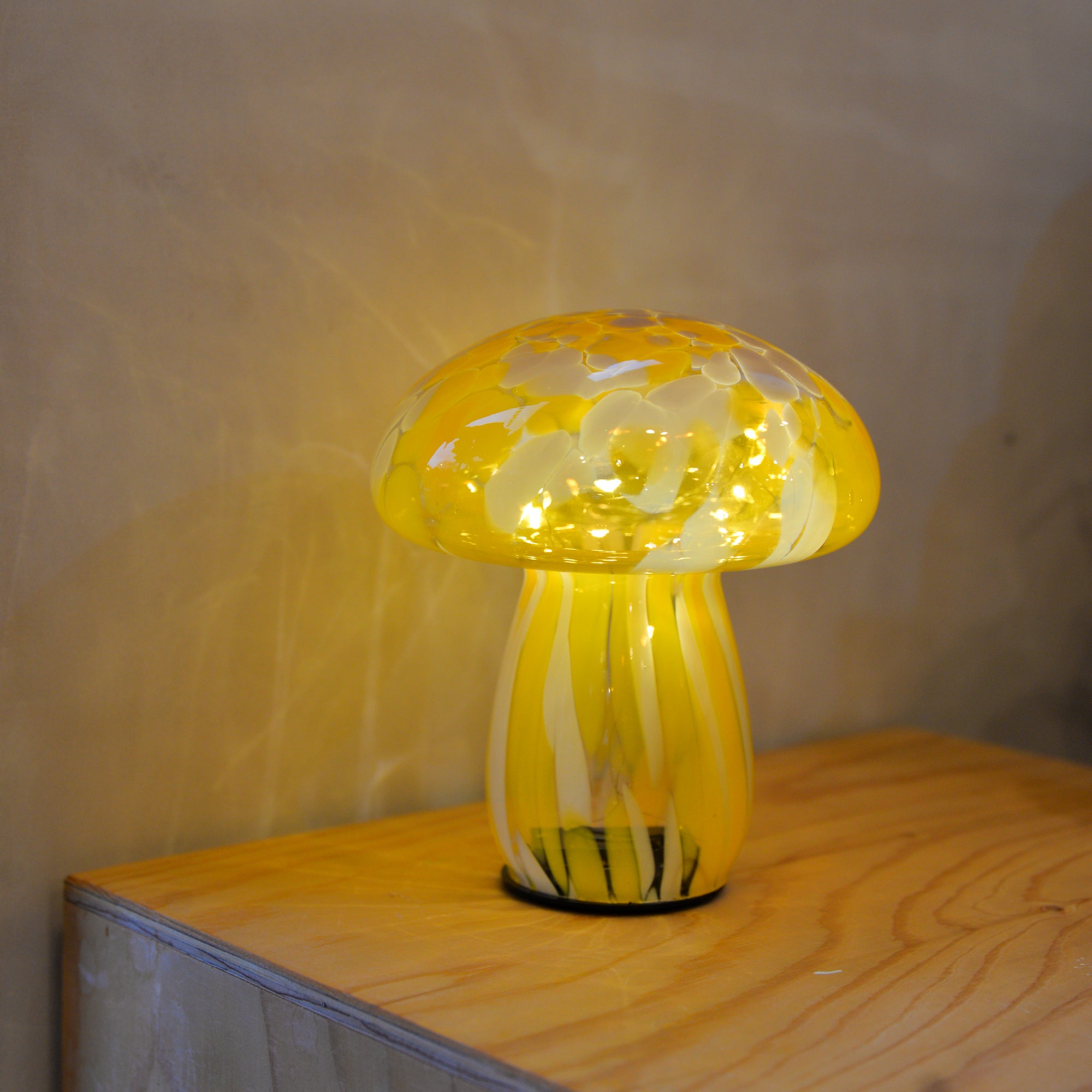 Mushy Portable LED Lamp / Pink Orange