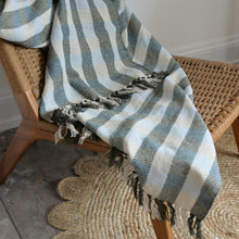 Load image into Gallery viewer, Striped Throw / Pine Natural