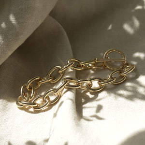 Catherine Oval Links Oversized Chain Bracelet