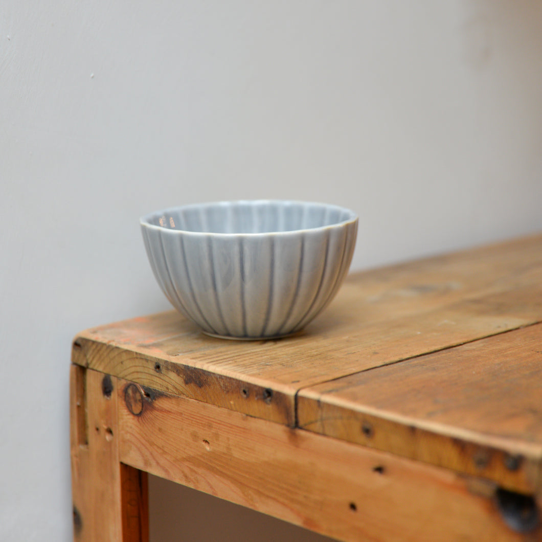 Scalloped Bowl / Blue